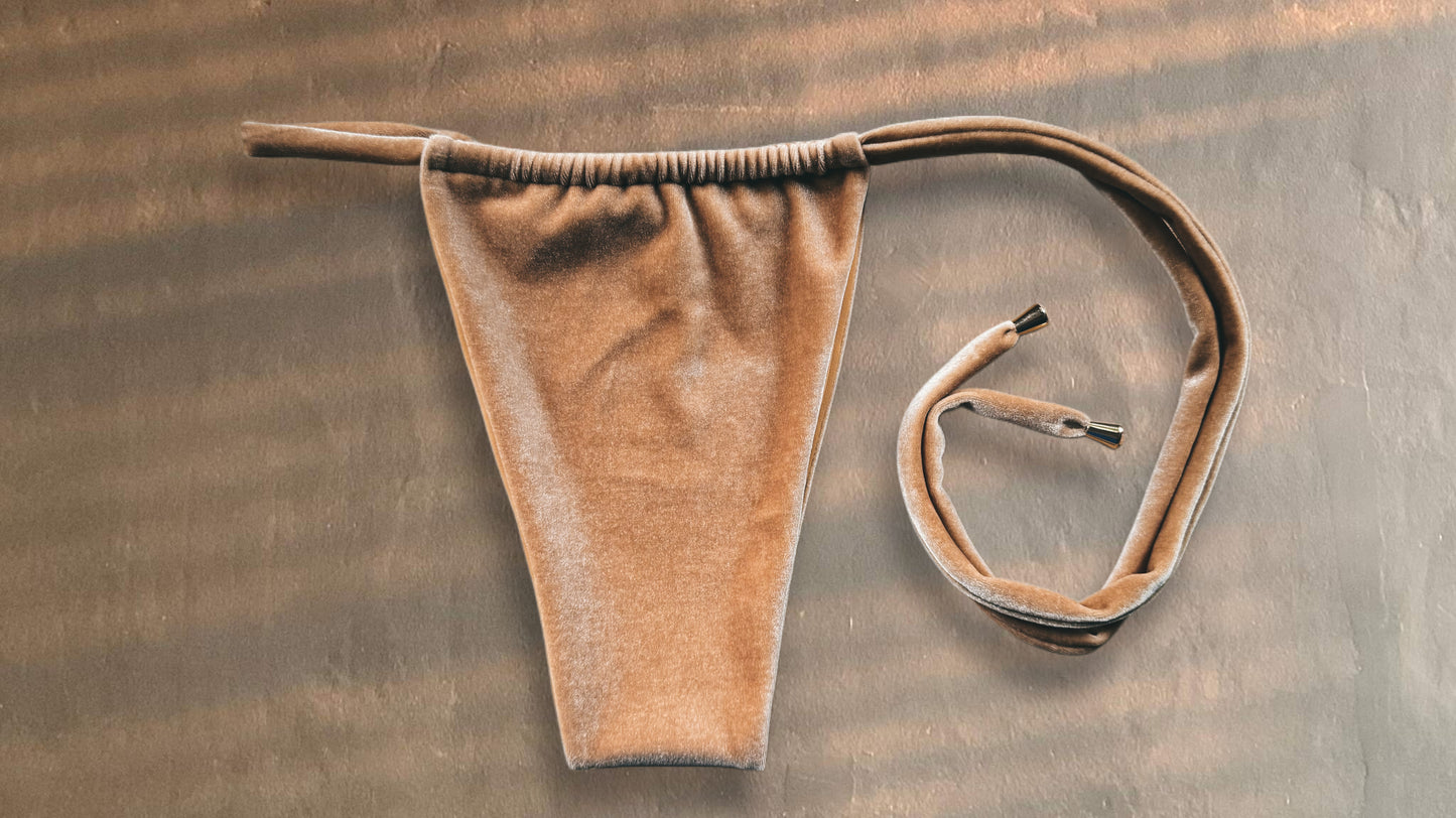 Nude Velvet